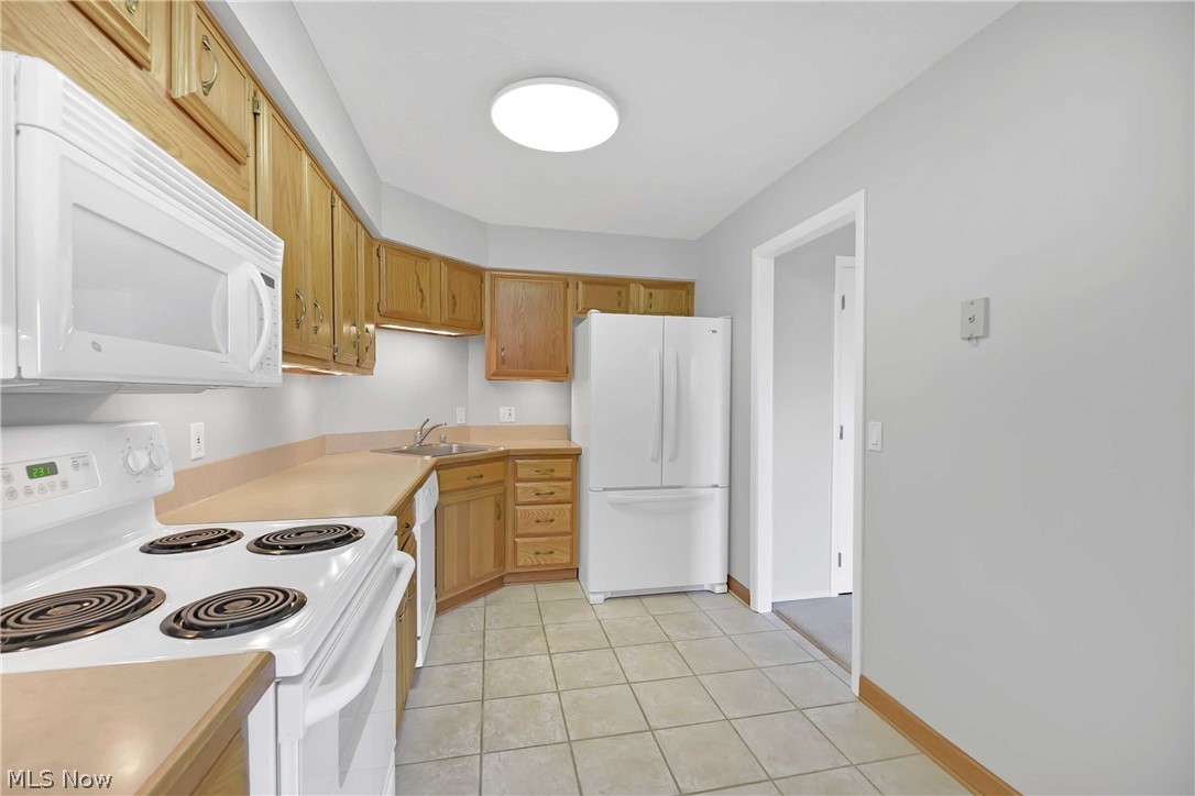 Meridian Condo - Residential