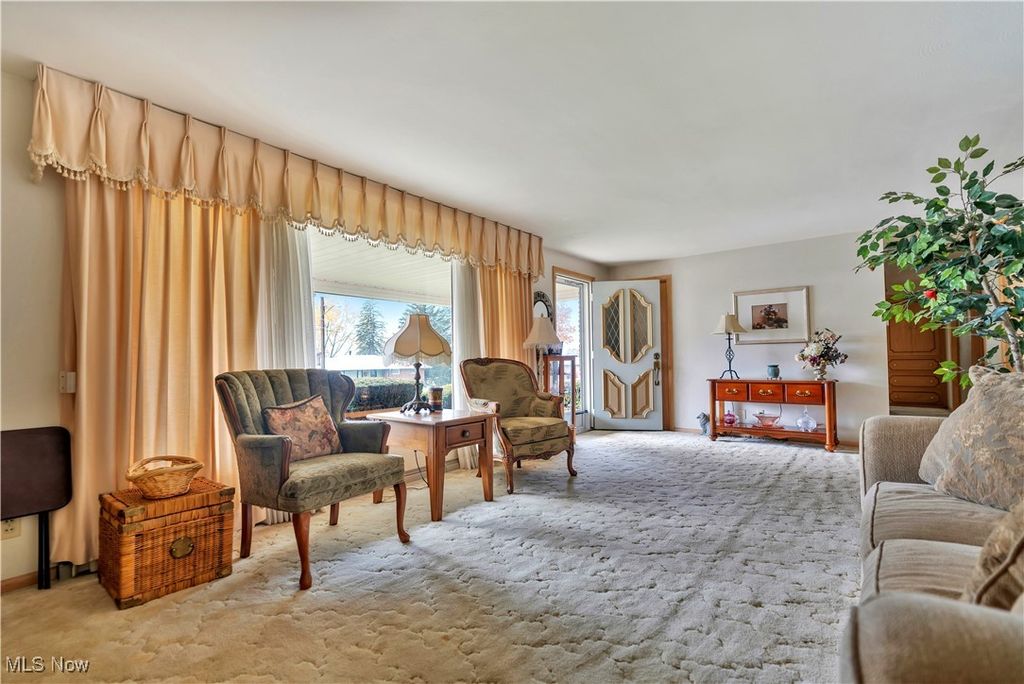 Photo of 602 Sheri Avenue NE, Massillon, OH 44646 (MLS # 5179817)