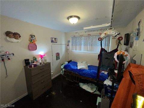 Tiny photo for 462 13th Street, Campbell, OH 44405 (MLS # 5187994)