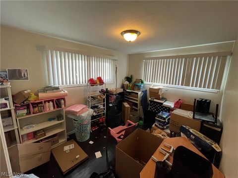 Tiny photo for 462 13th Street, Campbell, OH 44405 (MLS # 5187994)