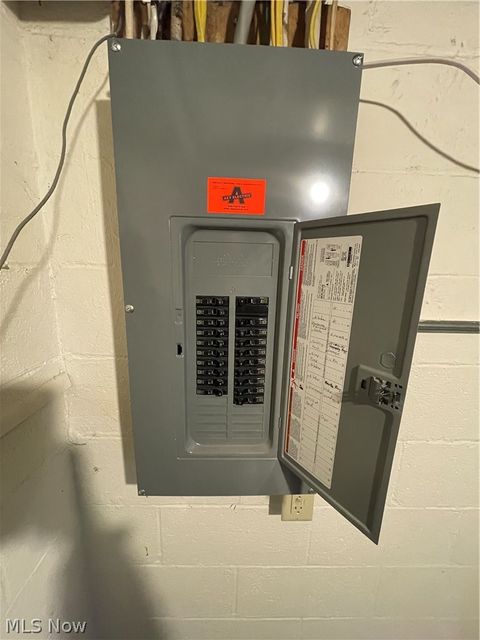 Tiny photo for 462 13th Street, Campbell, OH 44405 (MLS # 5187994)