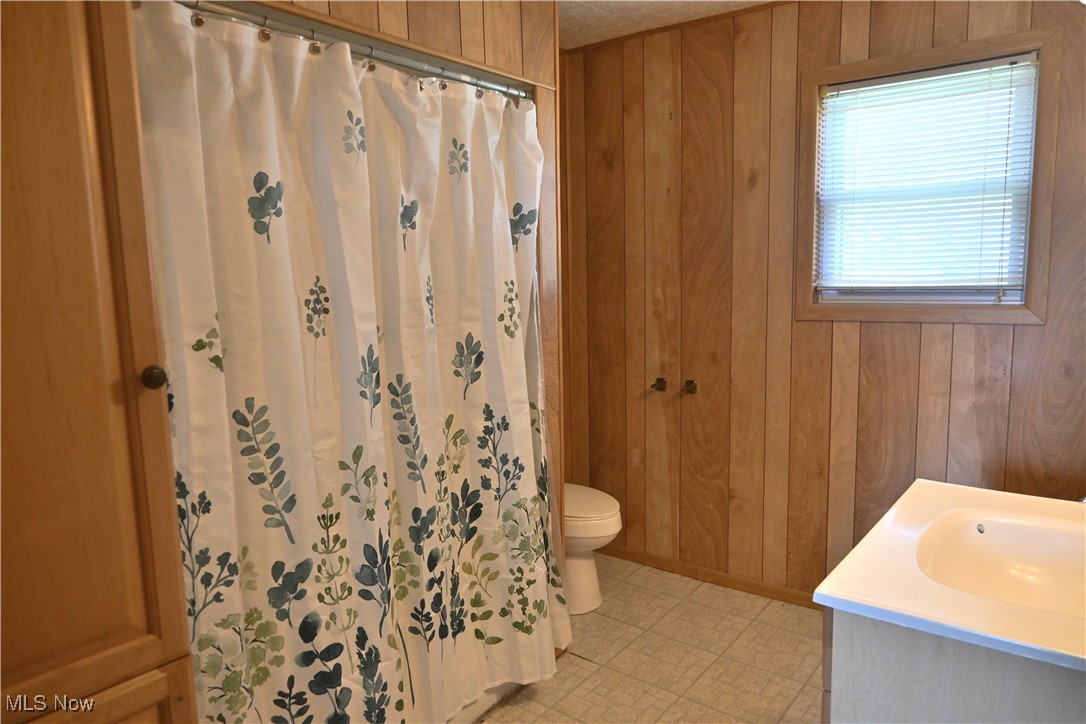 530 Shackson Street, Conneaut, Ohio image 16