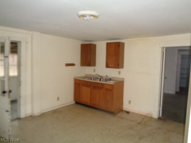 Village/Carlisle - Residential