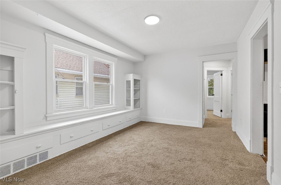 Hayden Doan - Residential Income