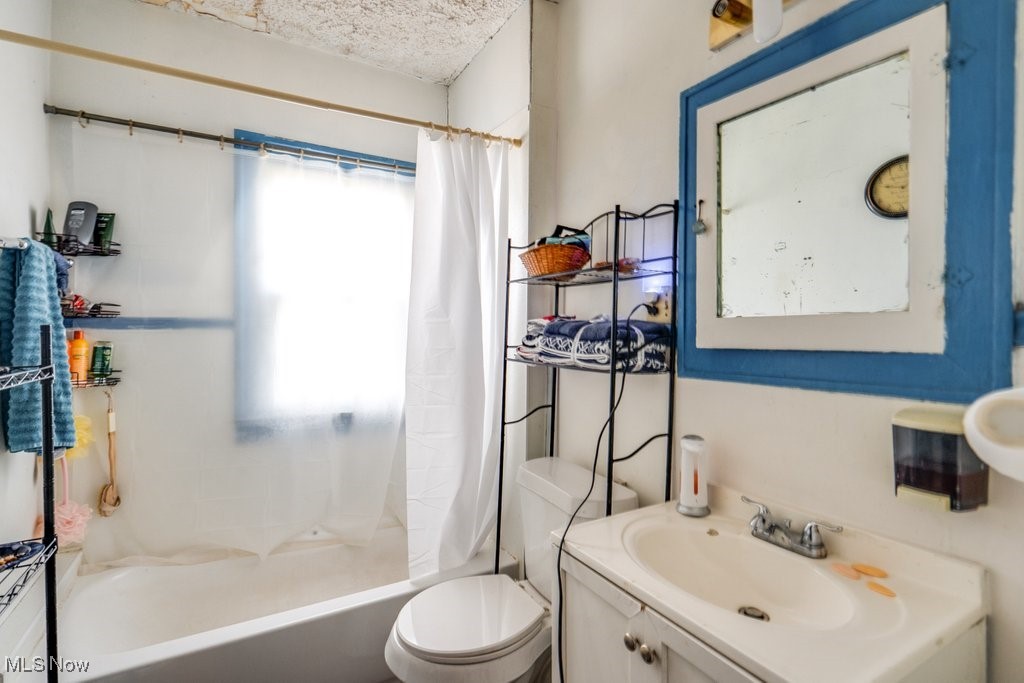 3460 E 105th Street, Cleveland, Ohio image 12