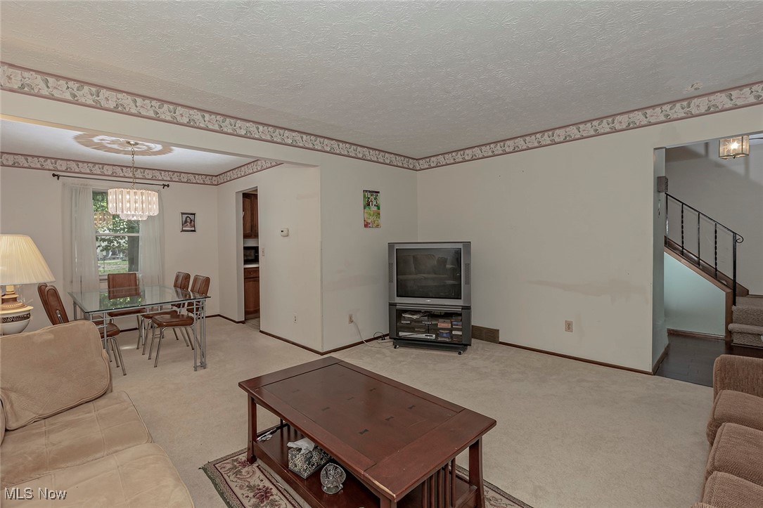 403 Riverdale Drive, Eastlake, Ohio image 6
