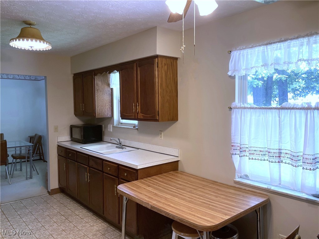 403 Riverdale Drive, Eastlake, Ohio image 13