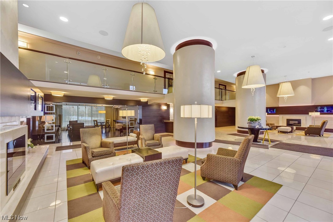 The Carlyle - Residential