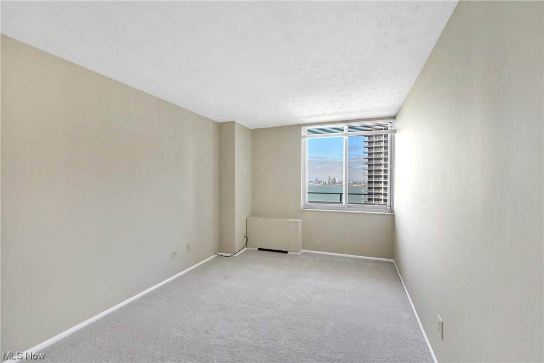 The Carlyle - Residential