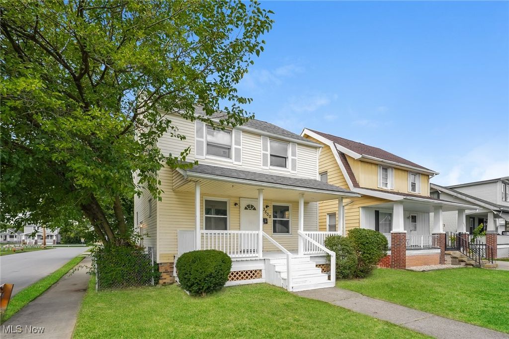 Photo of 3500 W 95th Street, Cleveland, OH 44102 (MLS # 5177576)