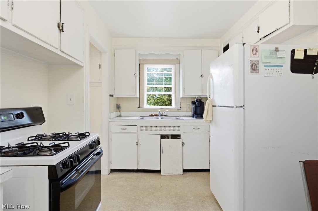 13577 Cedar Road
