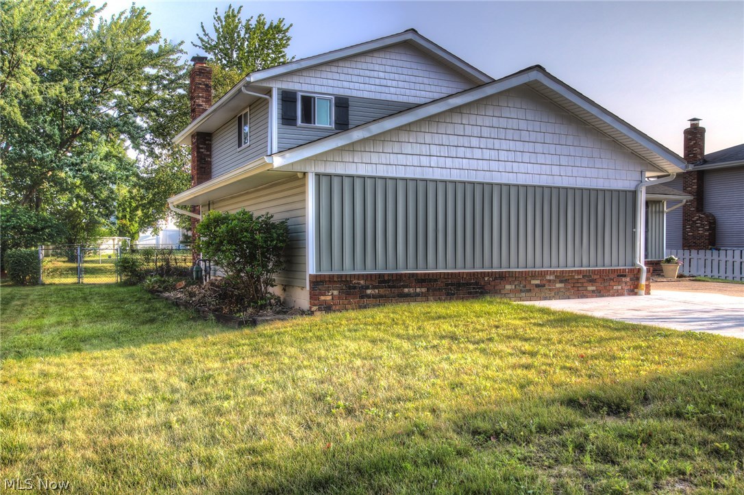 New Boston Knolls - Residential