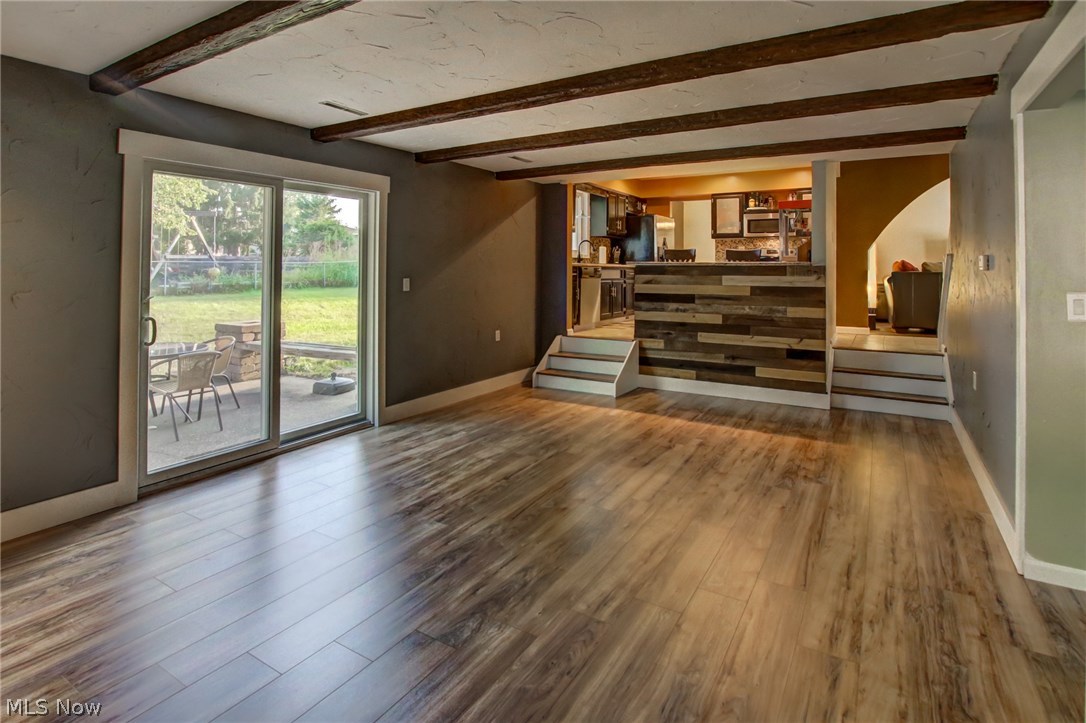 New Boston Knolls - Residential