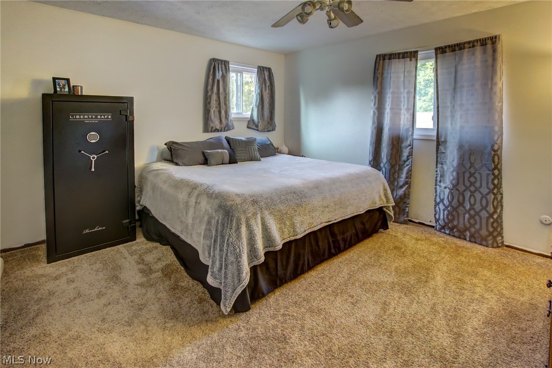 New Boston Knolls - Residential