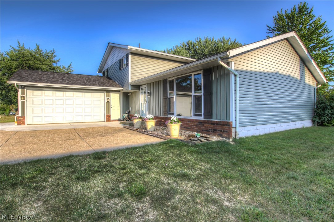 New Boston Knolls - Residential