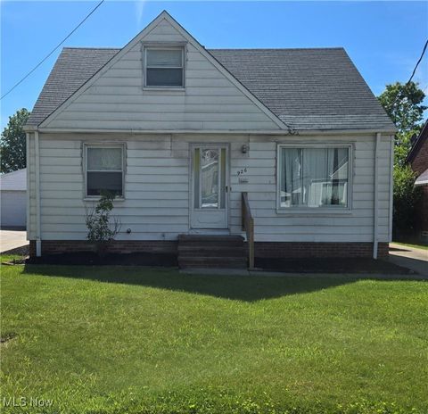 926 E 218th Street Euclid OH 44119