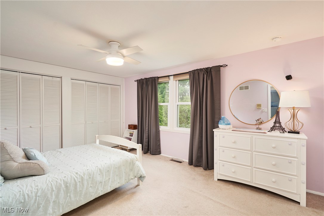 Akron, Ohio 44333, United States, 4 Bedrooms Bedrooms, ,3 BathroomsBathrooms,Residential,Pending,203741