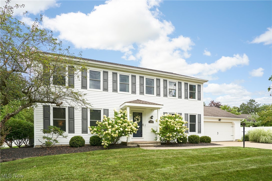 Akron, Ohio 44333, United States, 4 Bedrooms Bedrooms, ,3 BathroomsBathrooms,Residential,Pending,203741