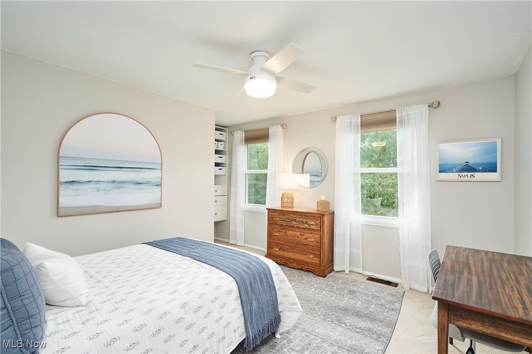 Akron, Ohio 44333, United States, 4 Bedrooms Bedrooms, ,3 BathroomsBathrooms,Residential,Pending,203741