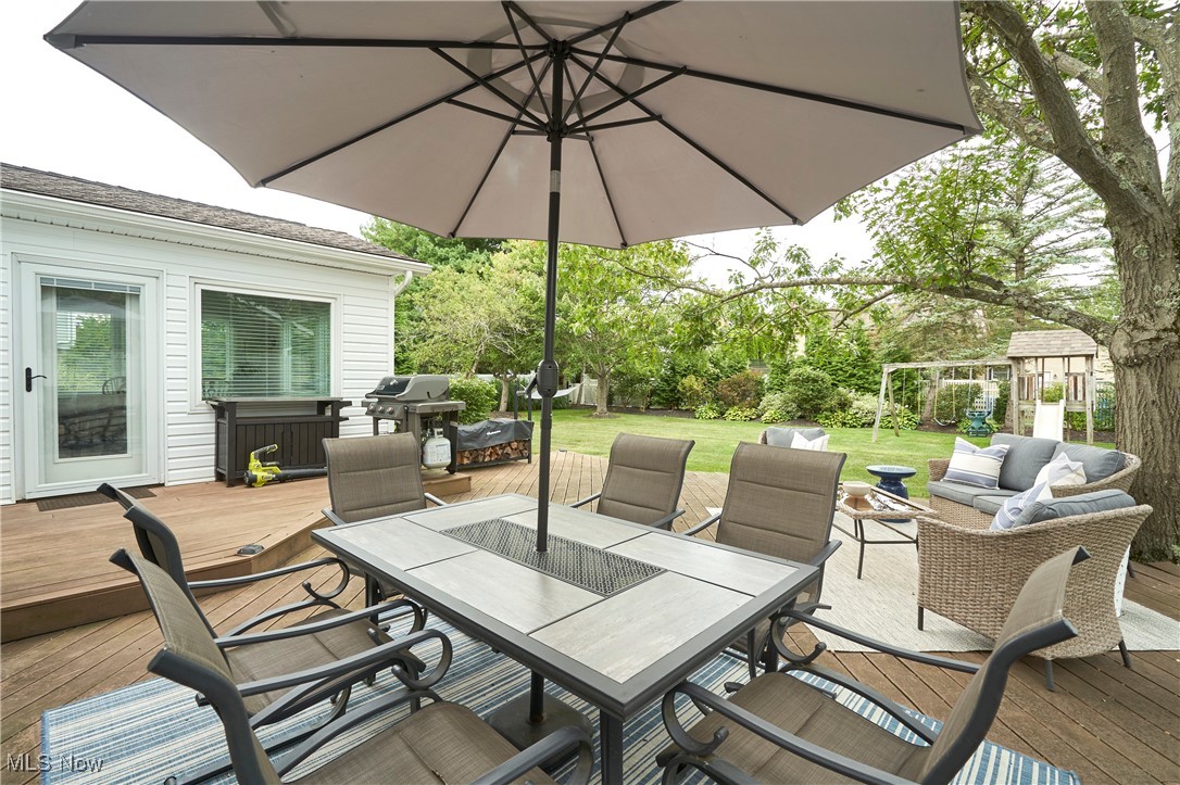 Akron, Ohio 44333, United States, 4 Bedrooms Bedrooms, ,3 BathroomsBathrooms,Residential,Pending,203741