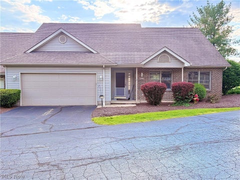 Photo for 62 E Western Reserve Road 3