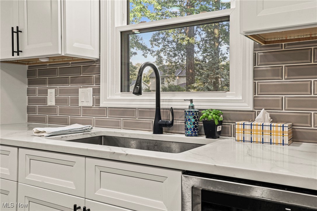 Mentor, Ohio 44060, United States, 4 Bedrooms Bedrooms, ,4 BathroomsBathrooms,Residential,Active,162207