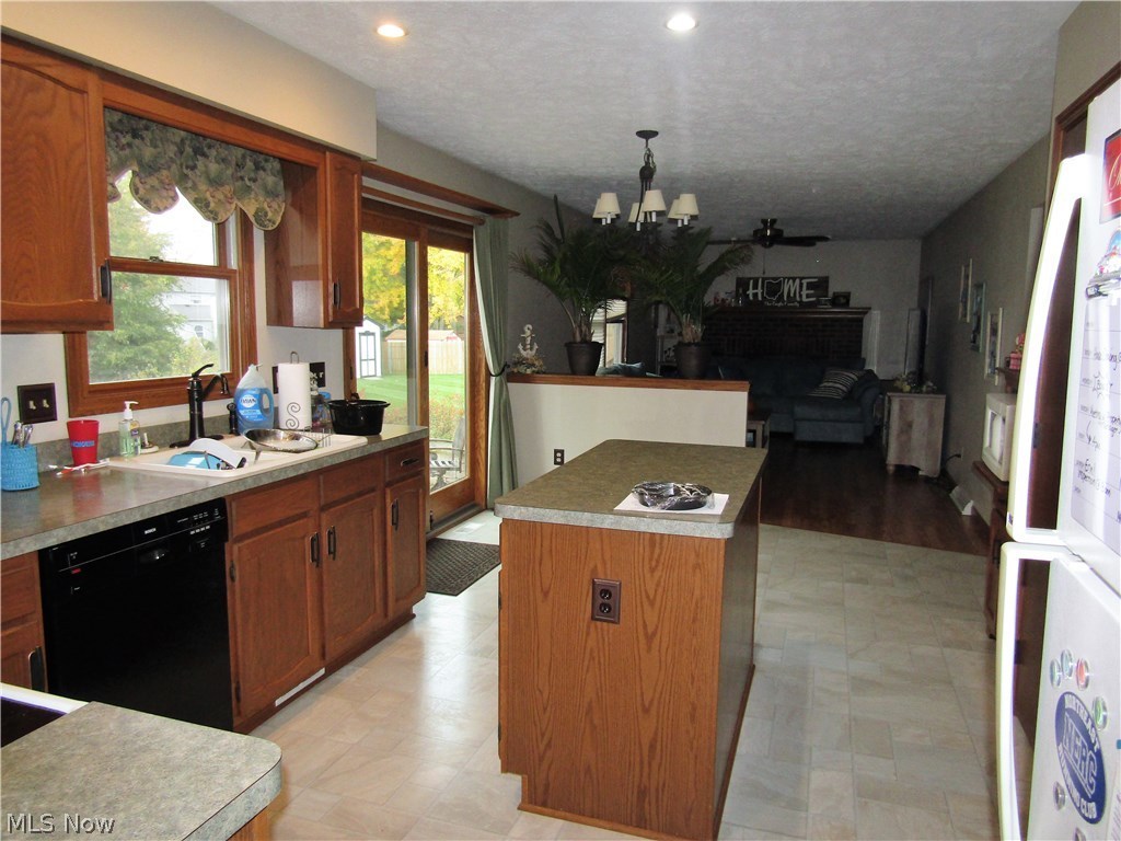 Heatherstone Village - Residential Lease