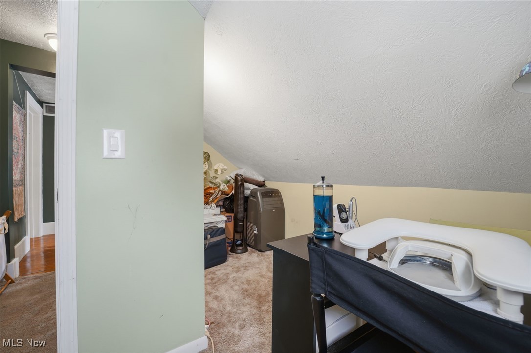 Village/Chardon - Residential