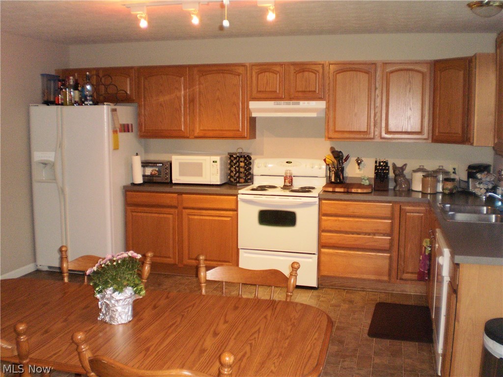 Laurel Glen - Residential