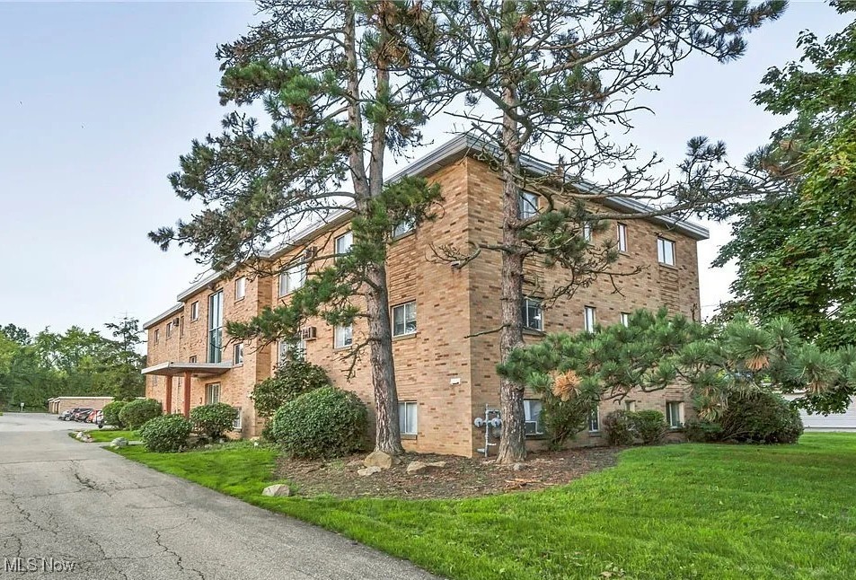 5200 Royalton Road #11-A, North Royalton, Ohio image 15