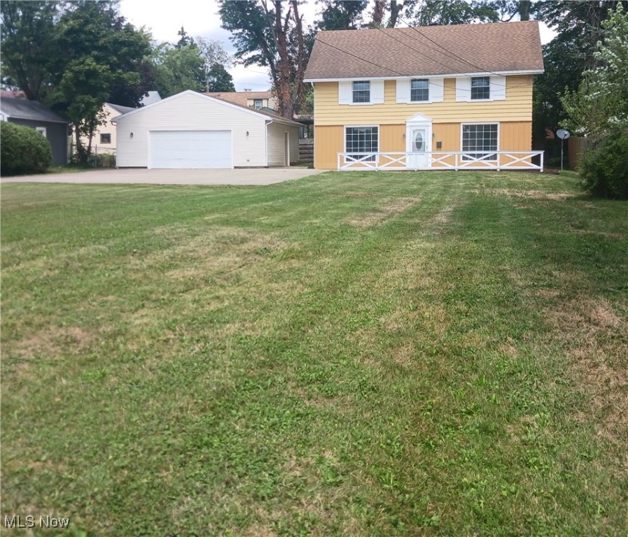 Complete rehab featuring new kitchen cabinets, marble countertops, sink, faucet & microwave.
The half bath on the first floor and full bathroom on the 2nd floor are also newly remodeled.
New 96% efficient furnace and 2.5 ton central air unit.
New flooring and carpet throughout.
Fresh paint inside and out.
Extra large garage with lots of concrete parking areas.
This beautiful home & garage is situated on the back of two lots for added privacy.