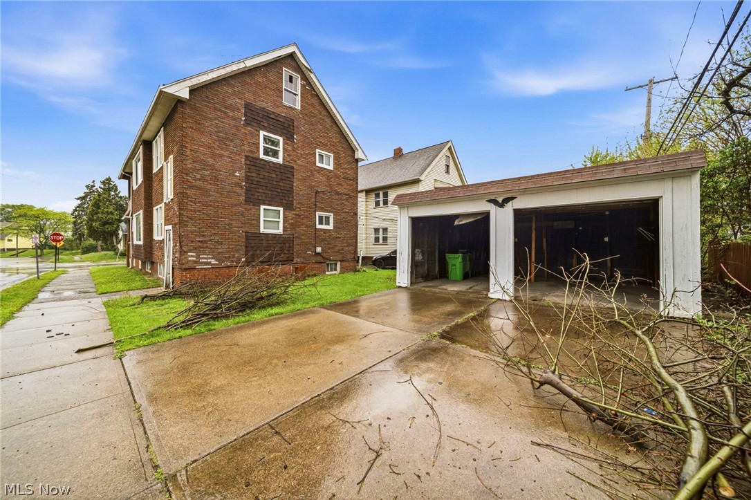 Garfield Blvd - Residential Income