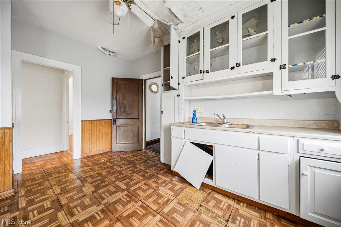 Garfield Blvd - Residential Income