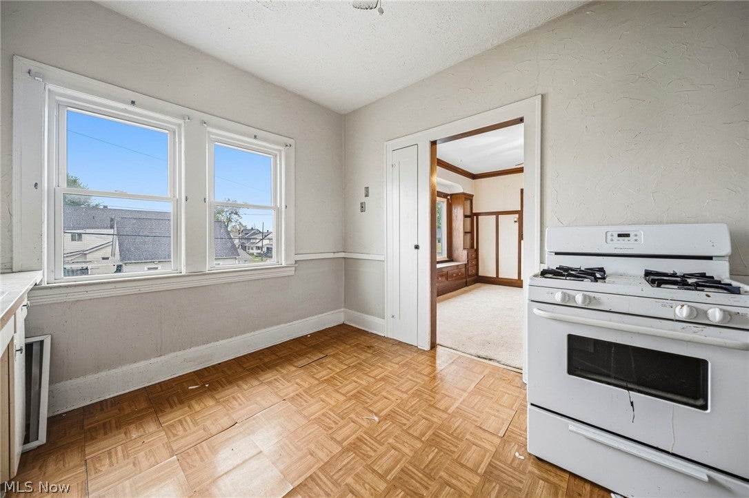 Garfield Blvd - Residential Income