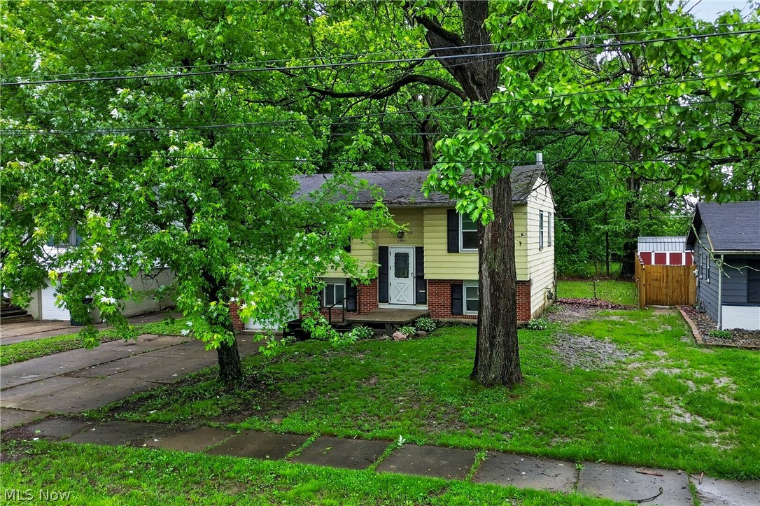 Woodland West Rep 01 - Residential