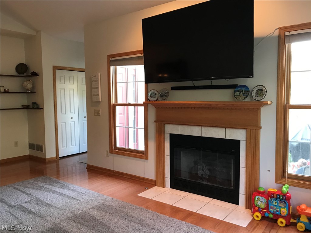 Cottagewood Condo Ph 2 - Residential