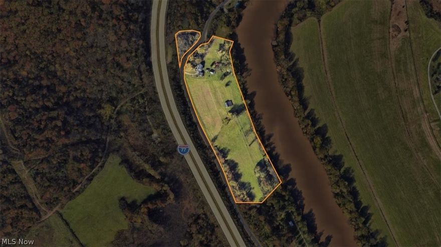 Versatile RIVER FRONT 8.8 acre site is ideal for residential, development or investment opportunity. Paved access just off I-77 offers beautiful frontage on the Little Kanawha River. Ask about a repair allowance for well update. Please call for additional information.