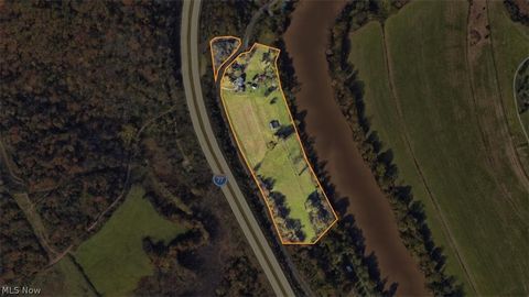 Photo of 609 Little Kanawha River Road, Parkersburg, WV 26101 (MLS # 5188151)