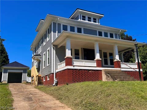 Homes For Sale - 515 Phillips Street<br/> Marietta, OH 45750