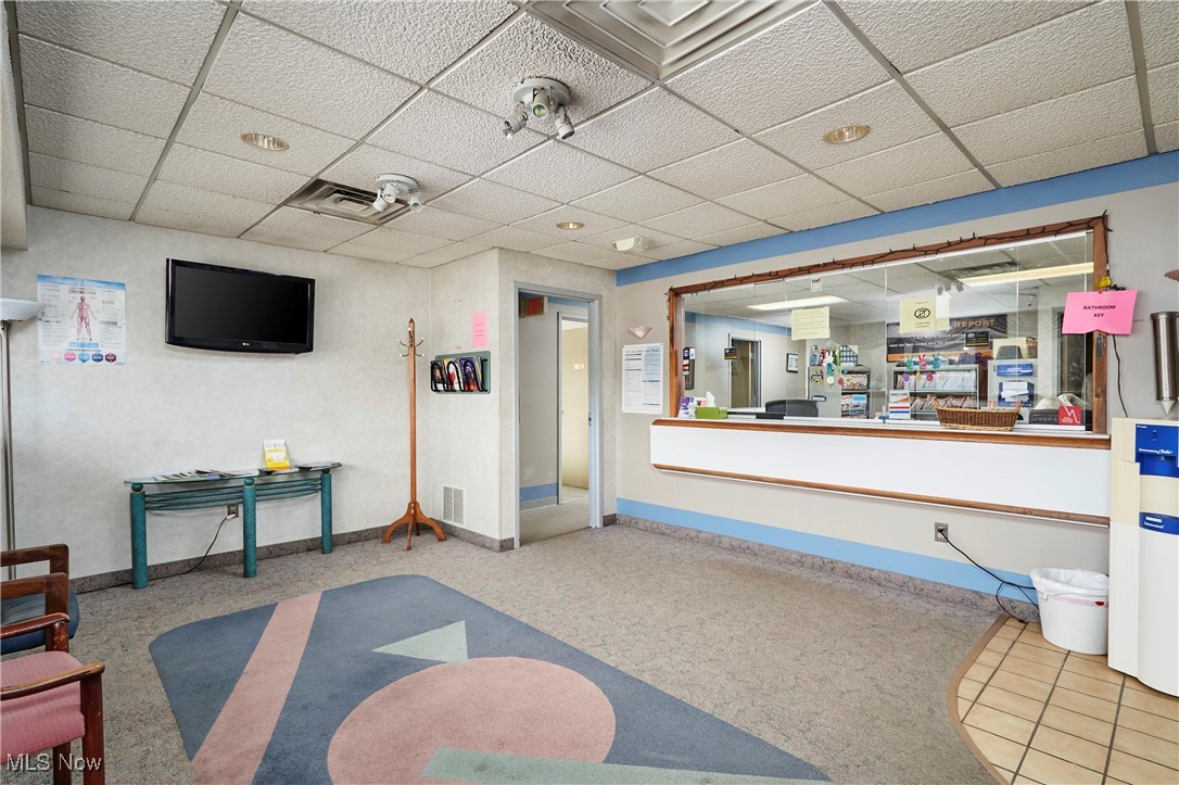 Fairlawn Estates - Commercial Lease