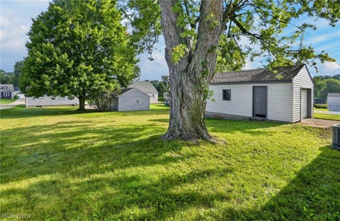 Tiny photo for 519 Creed Street, Struthers, OH 44471 (MLS # 5238855)