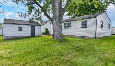 Tiny photo for 519 Creed Street, Struthers, OH 44471 (MLS # 5238855)