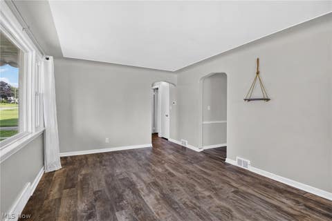 Tiny photo for 519 Creed Street, Struthers, OH 44471 (MLS # 5238855)