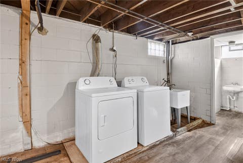 Tiny photo for 519 Creed Street, Struthers, OH 44471 (MLS # 5238855)