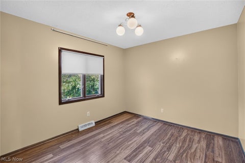 Tiny photo for 3350 Wallings Road, North Royalton, OH 44133 (MLS # 5256447)