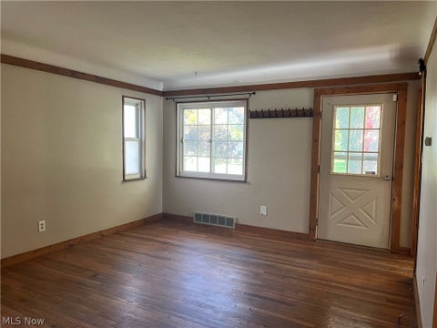 Tiny photo for 5102 Whitethorn Avenue, North Olmsted, OH 44070 (MLS # 5257161)