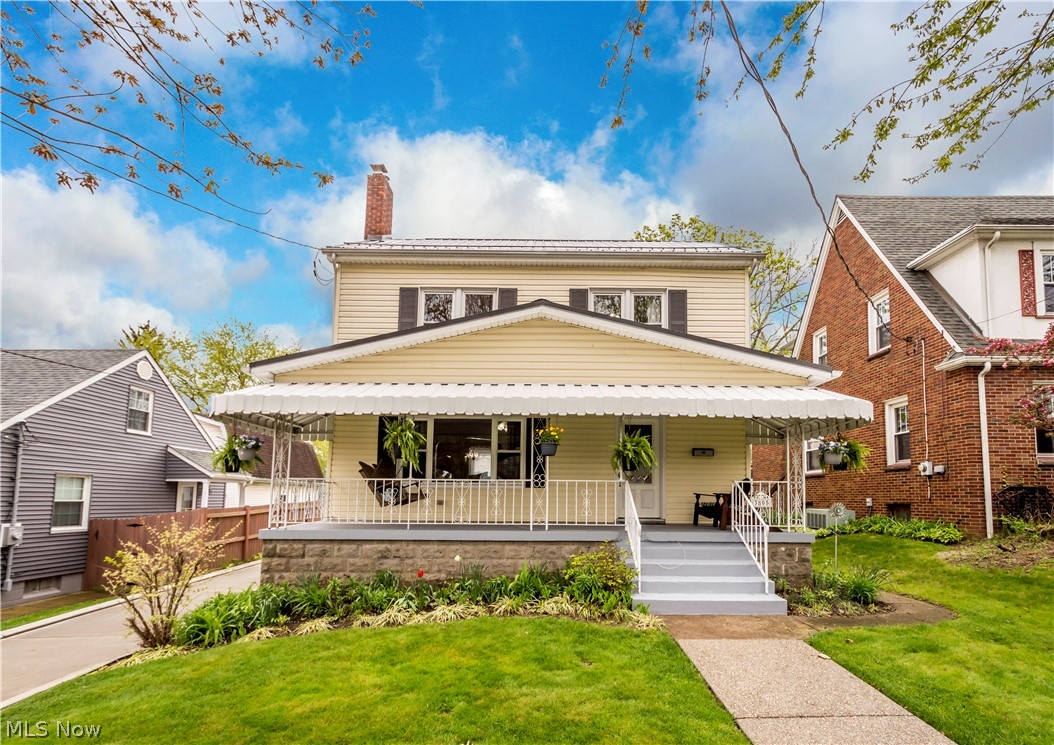 SAY HELLO AGAIN TO 3805 HANLIN WAY! This charming 3 bedroom, 1 bathroom home has all the character you've been looking for! Quietly situated on a friendly street on Marland Heights with a comfortable front porch perfect for people watching and reading on the porch swing. You will enjoy stainless steel kitchen appliances, new kitchen flooring and counter tops, and fresh paint throughout. This home also features a detached 2 car garage, a private back yard and a newer driveway. Call today and don't miss out on this affordably priced gem!