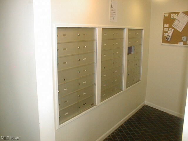 Nob Hills East Condo - Residential