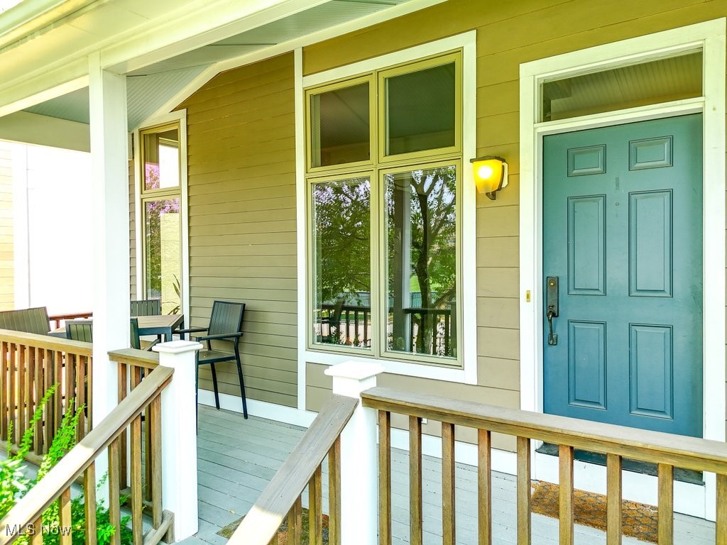 Residential Twnhse Dev/Wade Park - Residential Lease