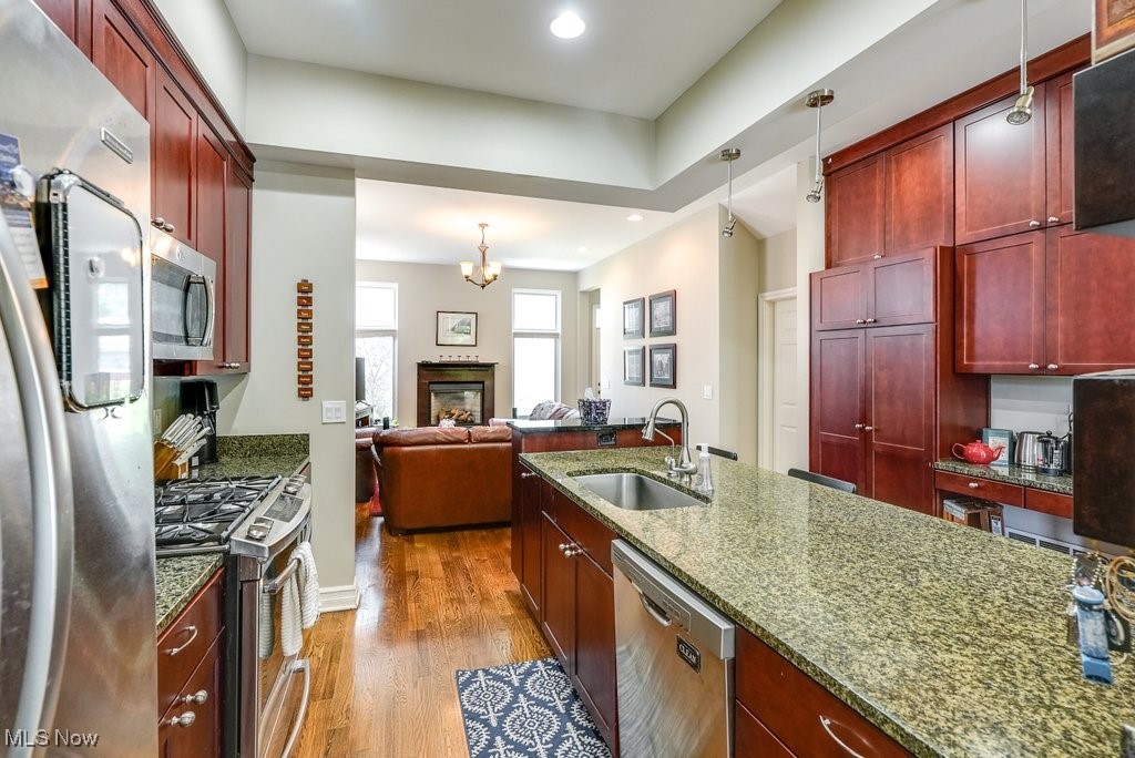 Residential Twnhse Dev/Wade Park - Residential Lease